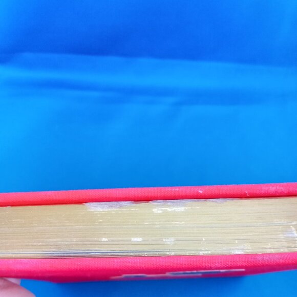 vintage 2013 Art & Sole book 2013 signed art book about shoe sculptures - Picture 9 of 12